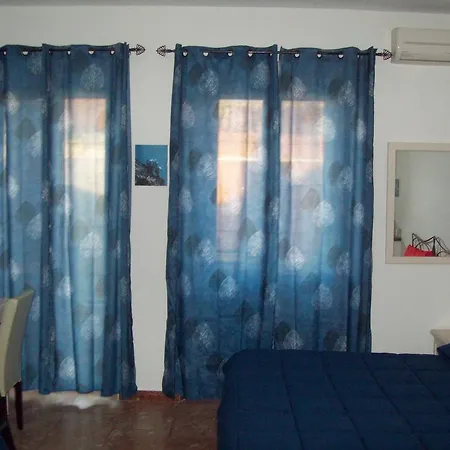 فندق مبيت وإفطار Roge 4*